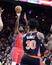 NBA季后赛首轮，哈登40分救主，76人加时逆转热火挺进次轮